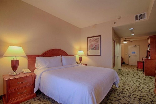 Hilton Garden Inn Las Vegas Strip South image 39